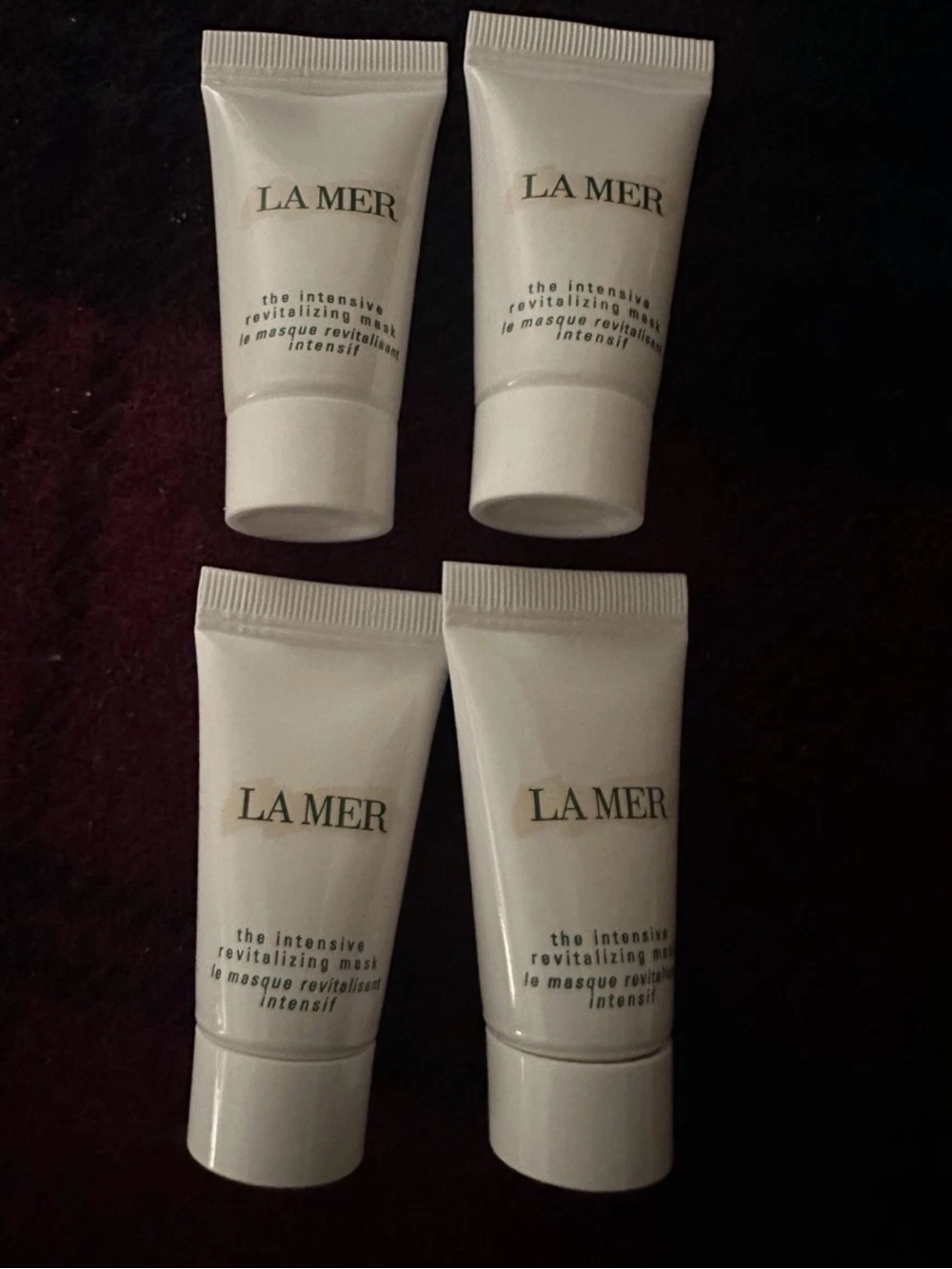 Set Of 4 La Mer The Intensive
Revitalizing Mask - Sample Size .17
OZ.